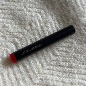 Laura Mercier Velour Extreme Matte Lipstick in shade Dominate